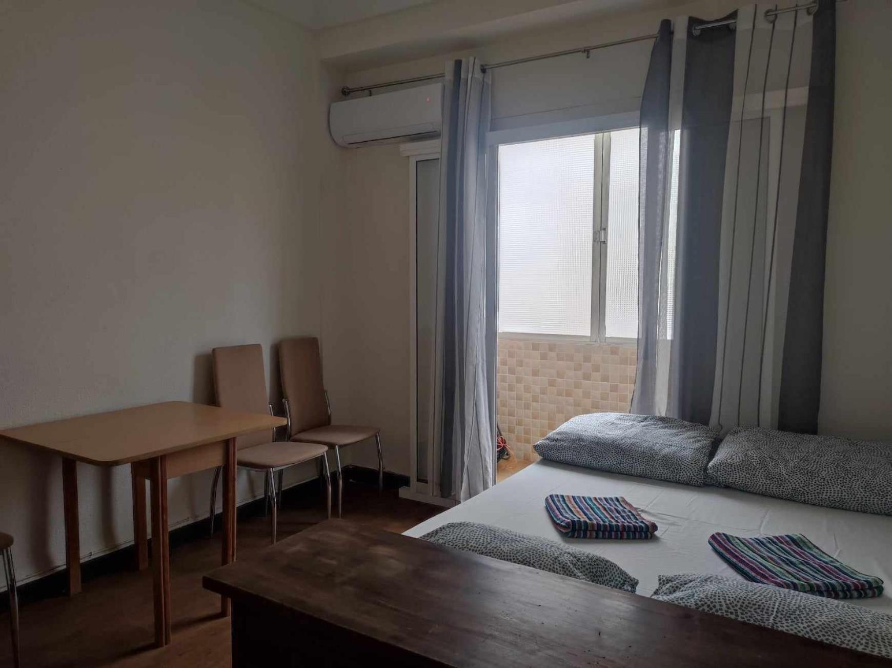 17-Habitacion Del Piso Apartment Аликанте Екстериор снимка
