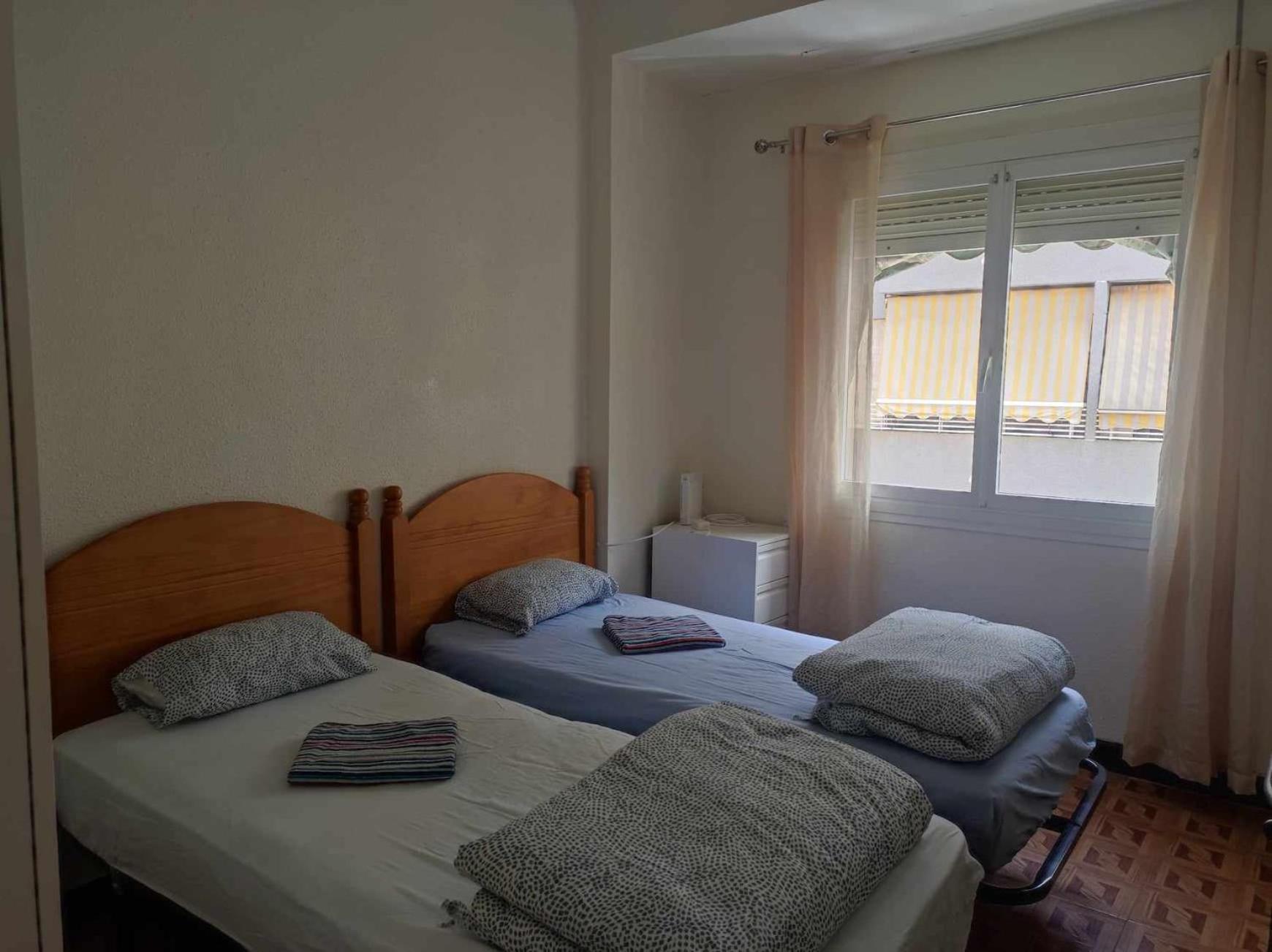 17-Habitacion Del Piso Apartment Аликанте Екстериор снимка